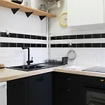 Bright In The Heart Of For 4 People Appartamento Parigi